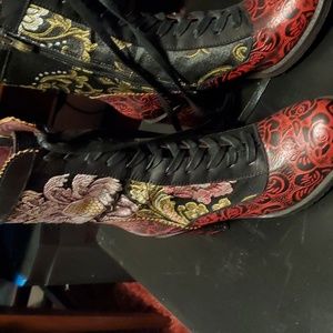 L artists Casandra genuine leather boots